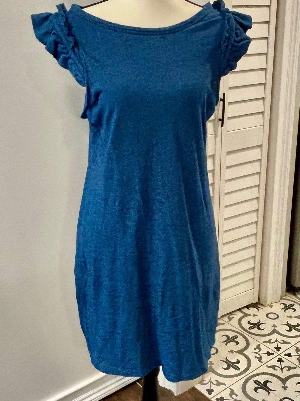Women’s Blue Ruffle Sleeve Shift Dress